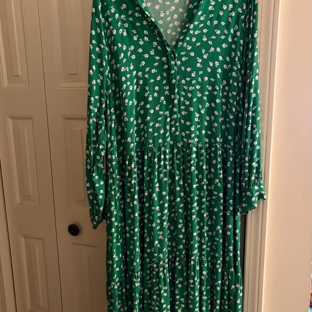 H&M flowy dress - Picture 4 of 8